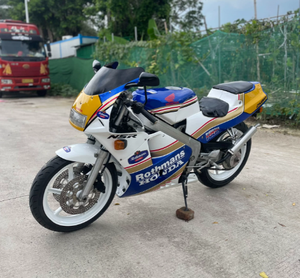 รถจักรยานยนต์ฮอนด้า1 เอ็นเอสอาร์250 2-Stroke - ประสิทธิภาพสูง ดีไซน์คลาสสิก ได้รับการรับรองมาตรฐาน CE - Product Image 4