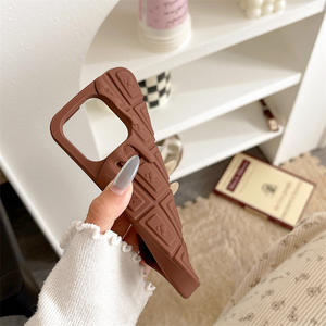 Offre Spéciale 3D dessin animé chocolat <span class=keywords><strong>Mickey</strong></span> <span class=keywords><strong>Minnie</strong></span> <span class=keywords><strong>coque</strong></span> de téléphone pour iphone 17air 15 14 13 12 11 Pro Max 16 Plus drôle couverture en Silicone souple - Product Image 4