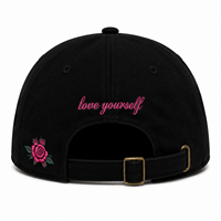 Casquette de baseball pour femme en coton sergé noir, broderie 3D de fleurs roses et lettres, réglable, pour sports de plein air, style Dad Hat