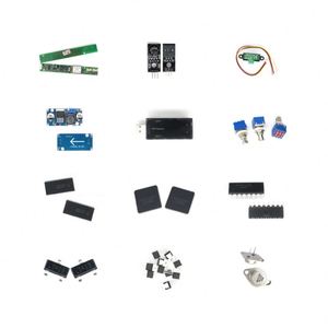 Condensador Electrolítico de Aluminio Tipo Chip, Corte Recto, D10xL20mm EGW2GM6R8G20OT - Product Image 1