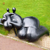 Banco de calle de ciudad al aire libre figura gorda abstracta sentado bronce Jean Louis Toutain escultura estatua