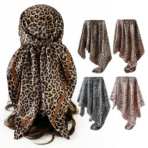 Foulard Quadrato in Raso Finto Seta con Stampa <span class=keywords><strong>Leopardata</strong></span> Stile Europeo-Americano 90cm - <span class=keywords><strong>Sciarpa</strong></span> Estiva Vintage da <span class=keywords><strong>Donna</strong></span> - Ingrosso - Product Image 1