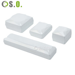 Cajas de plástico LED personalizadas de primera calidad en rosa, blanco y rojo para collares, pulseras, anillos, pendientes y joyas. - Product Image 3