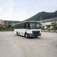 Nouveau mini-bus Guangtong de 8m avec 24-35 places, autocars de tourisme automatiques diesel RHD personnalisables avec couleur et moteur uniques