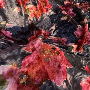 벨벳 블랙 기반 중국 전통 스타일 디지털 인쇄 밝은 빨강 꽃 빈티지 치파오 원피스 패브릭 100% 폴리에스터 - Product Image 2