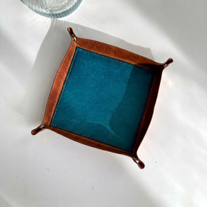 Boîte de rangement pliable en cuir véritable personnalisée pour dés, plateau de jeu de société, organiseur de rangement, sac de transport en cuir GLTY-0056 - Product Image 1