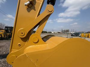 รถขุดตีนตะขาบ CAT 320GC มือสอง ขนาด 20 ตัน พร้อมบุ้งกี๋ขุดขนาด 1.0 ลบ.ม. ผลิตในญี่ปุ่น รถขุดตีนตะขาบ CAT 320GC มือสอง สภาพใหม่ 90% - Product Image 4