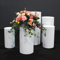 Table Dessert Stand Partie Métal Ronde Colonne Fleur Cylindre Plinthes Rose Blanc Rond Gâteaux Stand Affichage Pour La Décoration De Mariage