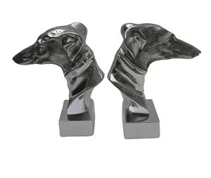 Serre-livres à tête de chien gris - Product Image 1