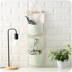 Sac suspendu créatif en coton et lin à 3 compartiments, sac de rangement mural avec trois poches. - Product Image 2