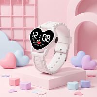 Jam Tangan LED Fashion Hot Sale, Tali Silikon Kartun, Bentuk Hati Lucu, Jam Digital untuk Anak-anak