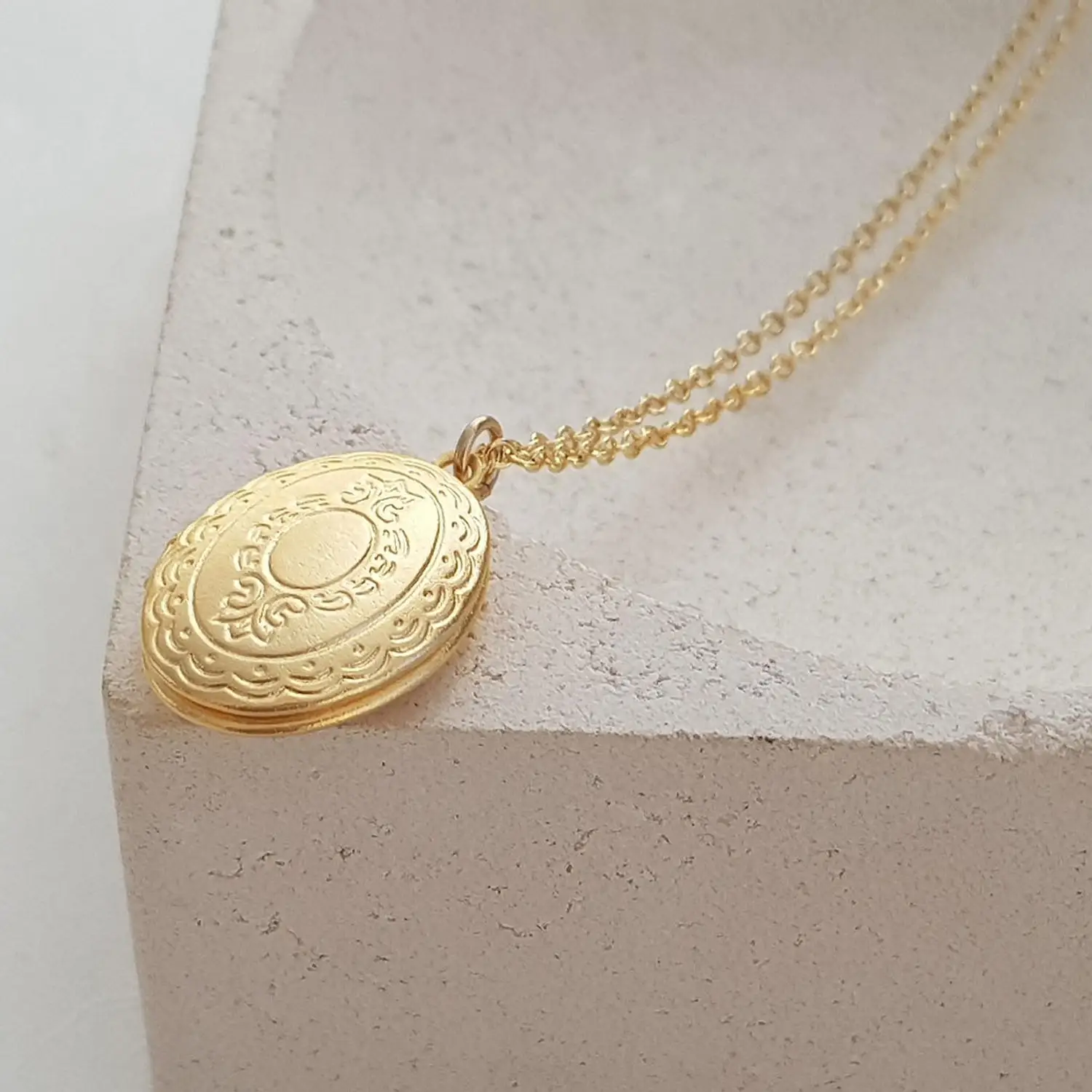 Medallón Vintage chapado en oro de 14K Argent 925, foto victoriana, collar con colgante de medallón largo, forma ovalada