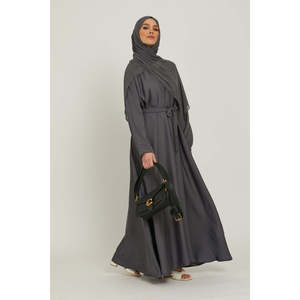 Abito Abaya estivo di Design personalizzato con Hijab morbido ciottoli taglio a ombrello chiuso ODM fornitura Logo personalizzato per Dubai - Product Image 3