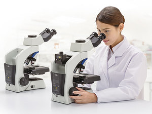 Microscope biologique de marque Olympus CX43 pour laboratoire avec température de couleur constante, observation simple de la fluorescence - Product Image 5