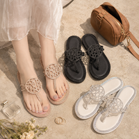 Tongs Burching antidérapantes pour femmes, tendance 2025, à semelle plate en PU, pour la plage et l'extérieur, toutes saisons, style Torys
