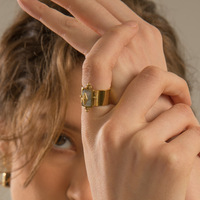 Bague élégante en acier inoxydable massif avec pierres naturelles authentiques de labradorite, amazonite et quartz pour femme