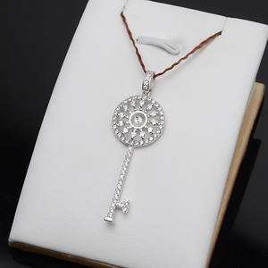 จี้เงินแท้ Han Chao S925 ประดับมุก 6-7 เม็ด สำหรับทำเครื่องประดับ DIY รูปทรงกุญแจ สำหรับผู้หญิง พร้อมถาดเปล่า 609 - Product Image 4