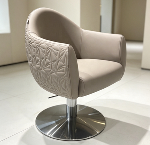Fauteuil de Barbier Hydraulique Blanc, Chaise de Salon de Coiffure Rembourrée et Ajustable en Hauteur, Pivotante à 360 Degrés pour Salon de Beauté - Product Image 1