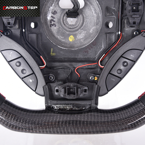 Volante de Fibra de Carbono para Aston - Product Image 2