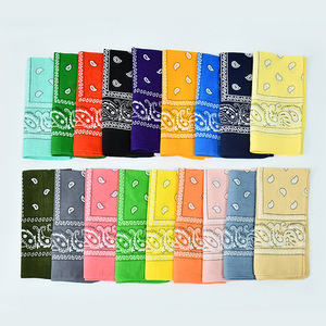 للبيع بالجملة شعار مخصص مطبوع بالتسام معاد تدويره قطن كلاسيكي مربع بيزلي باندانا مع شعار - Product Image 6