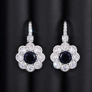 Orecchini a Perno Geometrici Rotondi per Donne, Design Minimalista, Accessori per Orecchie da Indossare Quotidianamente - Product Image 2