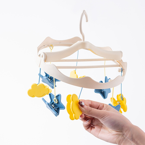 Calzini ambientali stendibiancheria calzini intimo stendibiancheria appendiabiti in plastica per asciugare i vestiti - Product Image 1