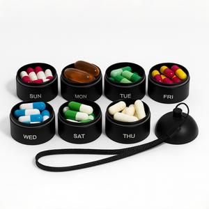 Organizador de Pastillas Semanal Portátil de 7 Días con Pastillero de Aleación de Aluminio Impermeable para Uso Promocional y Almacenamiento Fácil para Viajes - Product Image 2