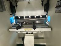 Presse plieuse synchrone 30T/1250, machine de pliage électrique pure haute précision pour le traitement de tôles, sans pollution par l'huile