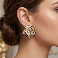 Boucles d'oreilles florales Camélia monochromes noir et blanc en laiton pavé de CZ, surdimensionnées, à tige, accessoires de soirée, vente en gros