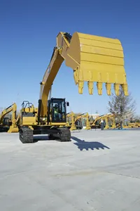 Excavadora de cadenas de 26 toneladas, modelo 326GC, potente y fiable, para movimiento de tierras y construcción, suministro de fábrica. - Product Image 1