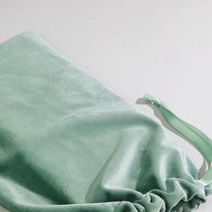 Low MOQ Luxury Velvet Jewelry Packing <b>Pouch</b> Large Soft <b>Pouch</b> Dust Bag Velvet Dust <b>Drawstring</b> Gift Packaging <b>Pouch</b> - Product Image 6