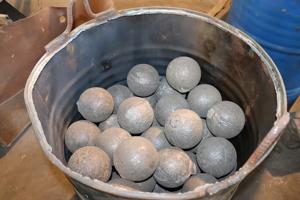 Superficie Lisa Sin Grietas ni Agujeros, Acero Inoxidable con Alto Contenido de Cromo de 12 mm a 180 mm, Pulido de Alta Eficiencia - Product Image 5