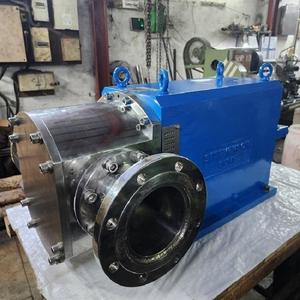 Bomba lobular de acero inoxidable de grado alimenticio para aplicaciones sanitarias en sistemas CIP SIP y líneas de procesamiento de fluidos industriales - Product Image 2