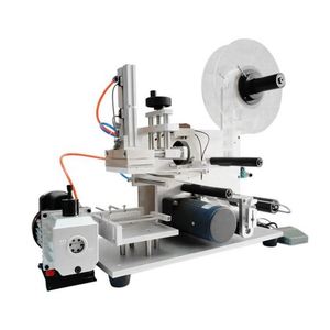 Machine d'étiquetage semi-automatique pneumatique pour surfaces planes supérieures, idéale pour les couvercles de bocaux en plastique, les boîtes, les cartes et les sacs – Prix compétitif - Product Image 1