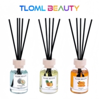 Nouvelle série de fruits huile de diffuseur de roseau sans flamme pour les toilettes intérieures à la maison parfum longue durée arôme d'usine transfrontalier