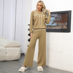 Conjunto de Pantalones Anchos Casuales Holgados con Cuello Alto y Botón Único para Mujer, Otoño-Invierno 2025 Europeo, con Parte Superior e Inferior de Punto - Product Image 4