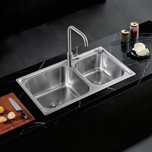 Évier de cuisine double à finition satinée 780x430mm en acier inoxydable SUS304 avec robinet extractible intégré - Product Image 2