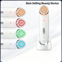 Appareil de beauté facial multifonctionnel 6-en-1, machine de raffermissement cutané à microcourant avec base de charge et logo lumineux OEM