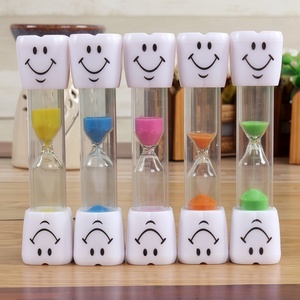 Minuteur de temps créatif rotatif en verre fait main, design moderne et ludique, pour le brossage des <span class=keywords><strong>dents</strong></span> des enfants (1 à 3 <span class=keywords><strong>minutes</strong></span>), idéal pour la Journée des enfants, avec entonnoir, petit cadeau, vente en gros - Product Image 1