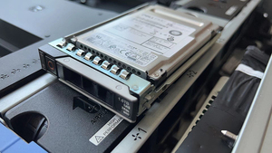 Brand New 1.6TB SAS 12Gb 2.5-inch Hard <b>Drive</b> Genuine Product Sold Directly by Brand New Dell 1.6TB SAS 12Gb 2.5-inch Hard <b>Drive</b> - Product Image 4