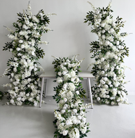 Guirlande suspendue de roses artificielles blanches réalistes en soie avec base en mousse perlée pour décoration de mariage, de remise de diplôme et de chemin de table