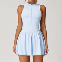 Robe de tennis pour femme à séchage rapide avec short intégré 2 en 1, col montant, tenue de sport pour le golf, la course et l'entraînement