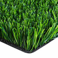 Gazon synthétique de football durable de 50 mm avec drainage robuste pour terrains de sport et terrains de football