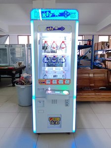 Popular 9 agujeros Key Master Coin Operated Golden Key Redemption Prize Máquina expendedora Amusement Keymaster Arcade Game Machine - Product Image 3