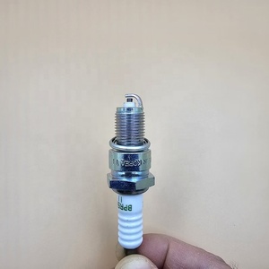 Bougies d'allumage de <span class=keywords><strong>voiture</strong></span> de qualité supérieure BPR5EY-11 BPR5EY BPR5ES-11/4424 BPR5EFS, bougies d'allumage en boîte <span class=keywords><strong>jaune</strong></span> - Product Image 3