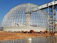 Dôme de stockage de charbon à grande portée en structure spatiale en acier galvanisé standard durable pour centrale électrique