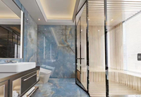 Tops Offre Spéciale pierre naturelle polie carreaux d'onyx bleu rétro-éclairé dalle de marbre d'onyx bleu glace pour panneau mural en onyx