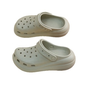 Women's Summer Closed Toe <b>Clogs</b> Breathable Plastic Upper EVA Sole <b>Slippers</b> Light Gray - Product Image 5