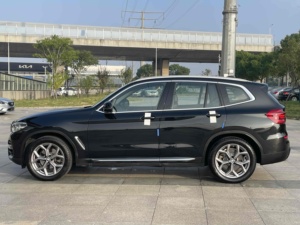 Véhicule d'occasion X3 2020 XDrive28i Essence SUV LHD Voiture de luxe d'occasion pour l'exportation - Product Image 4