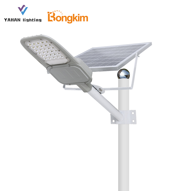 Most Powerful Outdoor Waterproof Ip65 100W120W 200W Smd Led Solar Street Light